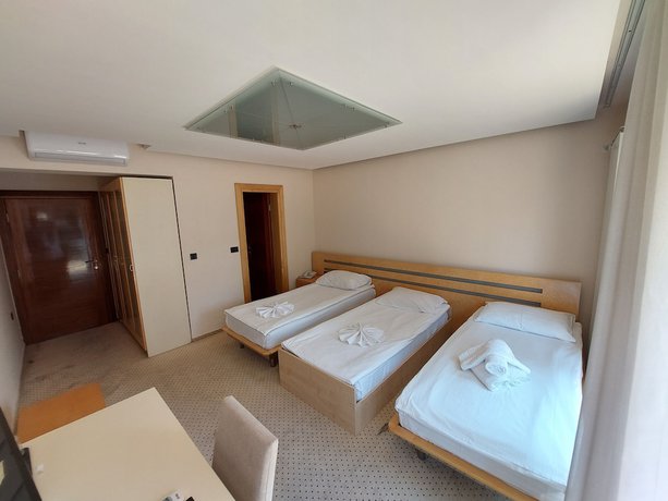 Imagen de la habitación del Hotel Brass. Foto 8