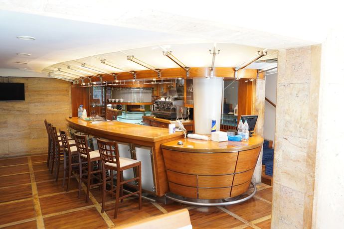 Imagen de los interiores del Hotel Brass. Foto 20