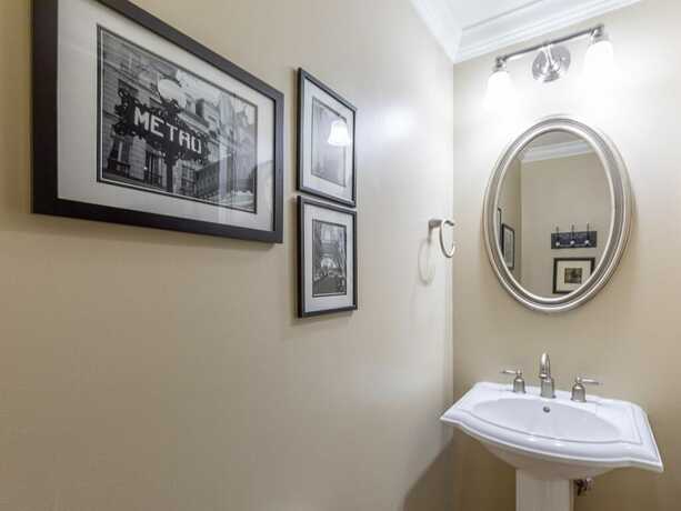 Imagen general del Hotel Brass Rail Villas. Foto 5