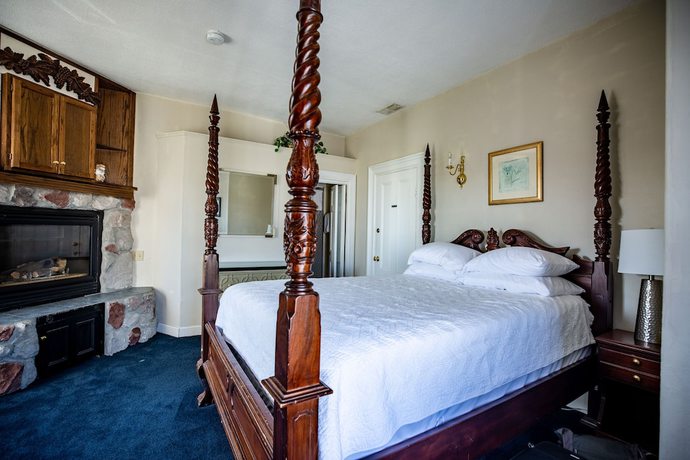 Imagen de la habitación del Hotel Brasswood Inn. Foto 18