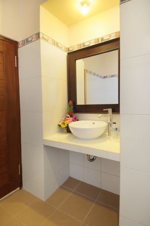 Imagen de la habitación del Hotel Brata Inn. Foto 2