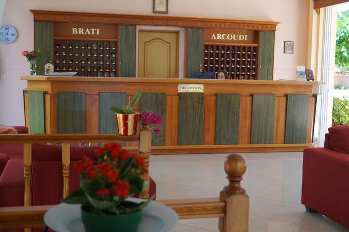 Imagen de los interiores del Hotel Brati - Arcoudi. Foto 15