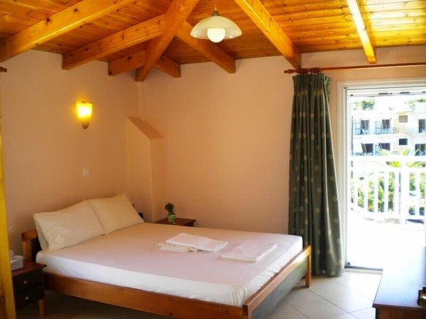 Imagen de la habitación del Hotel Brati - Arcoudi. Foto 8