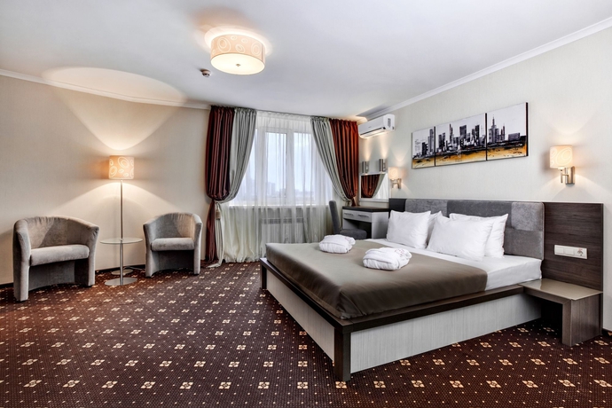 Imagen de la habitación del Hotel Bratislava, Kiev. Foto 4