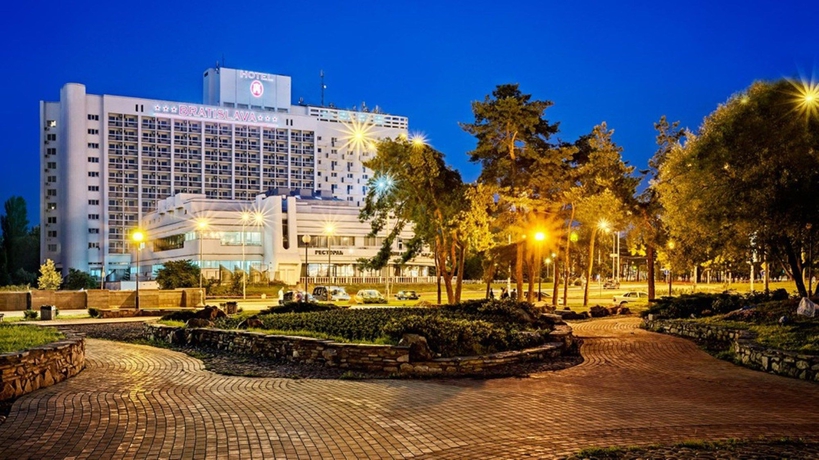 Imagen general del Hotel Bratislava, Kiev. Foto 1