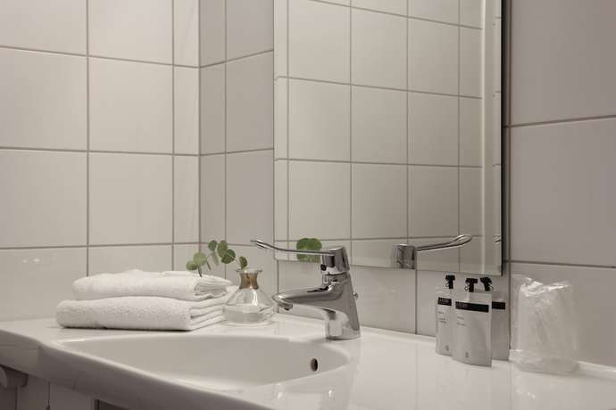 Imagen de la habitación del Hotel Brattvåg Fjordhotell. Foto 14