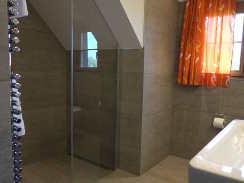 Imagen de la habitación del Hotel Brauerei Frohsinn. Foto 6