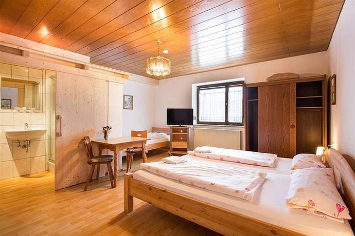 Imagen del bar/restaurante del Hotel Brauereigasthof Bräustüberl. Foto 4