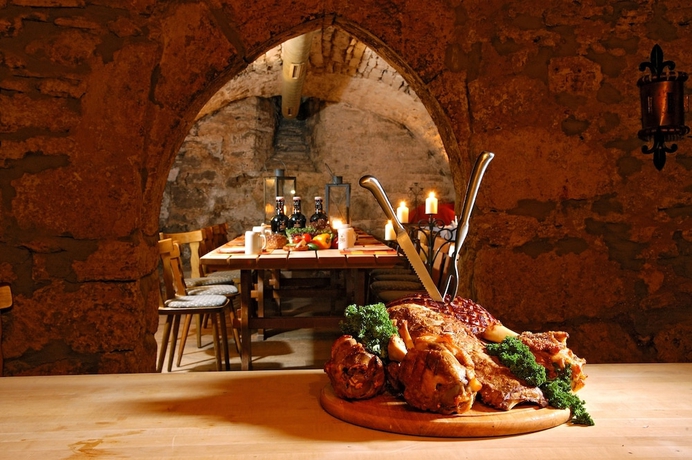 Imagen del bar/restaurante del Hotel Brauhaus Zum L&ouml;wen. Foto 4