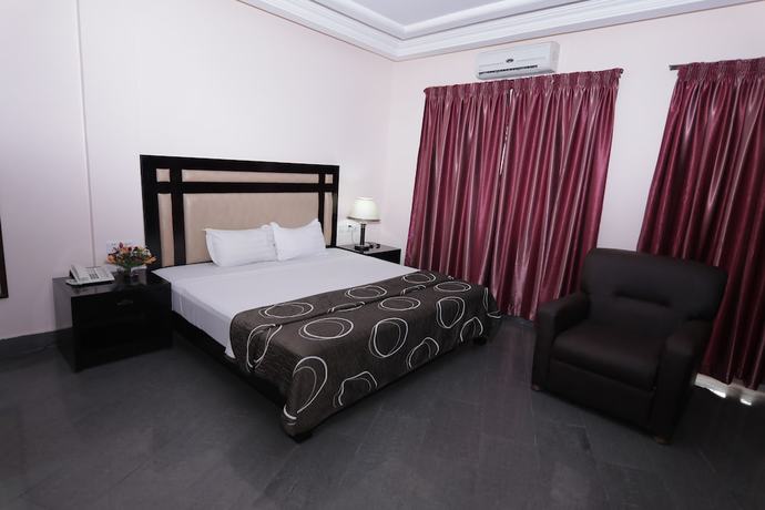 Imagen de la habitación del Hotel Bravia Ecos. Foto 3