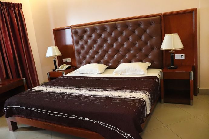 Imagen de la habitación del Hotel Bravia Ecos. Foto 12