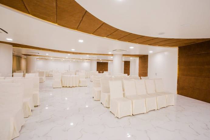 Imagen de los interiores del Hotel Bravia Pancheel - By Satguru. Foto 19