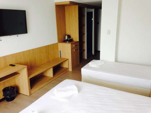 Imagen de la habitación del Hotel Bravo. Foto 7