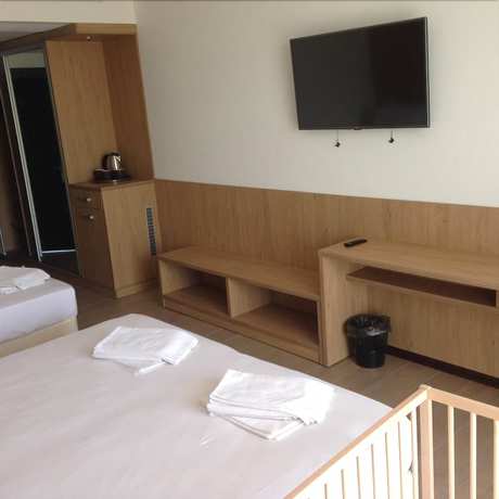 Imagen de la habitación del Hotel Bravo. Foto 8