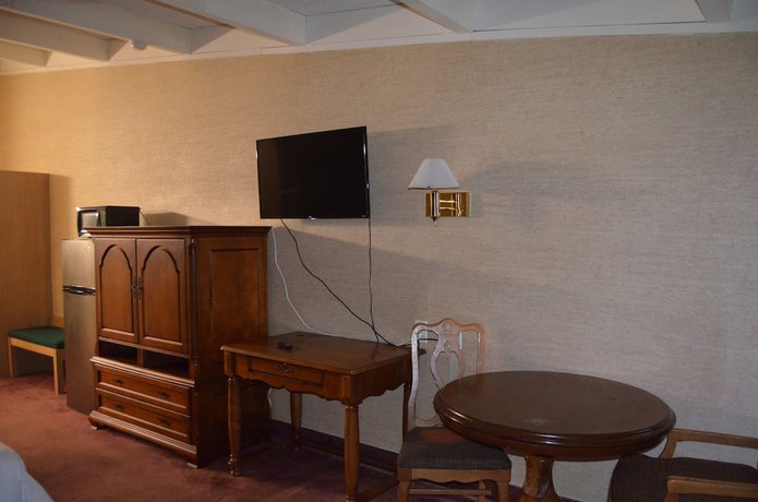 Imagen de la habitación del Hotel Bravo Inn Greensboro. Foto 17