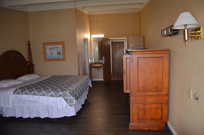 Imagen de la habitación del Hotel Bravo Inn Greensboro. Foto 19