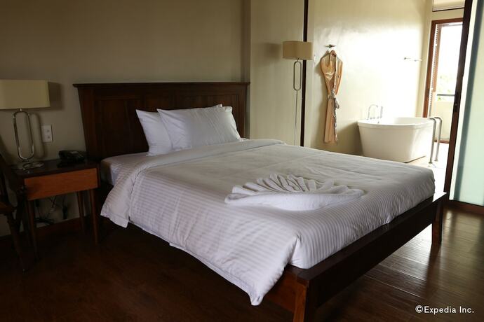 Imagen general del Hotel Bravo Resorts - Munting Paraiso. Foto 5