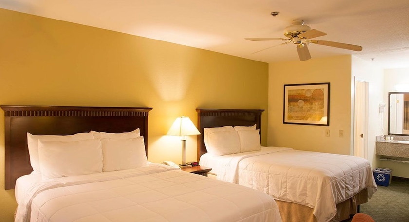 Imagen de los interiores del Hotel Brawley Inn. Foto 13