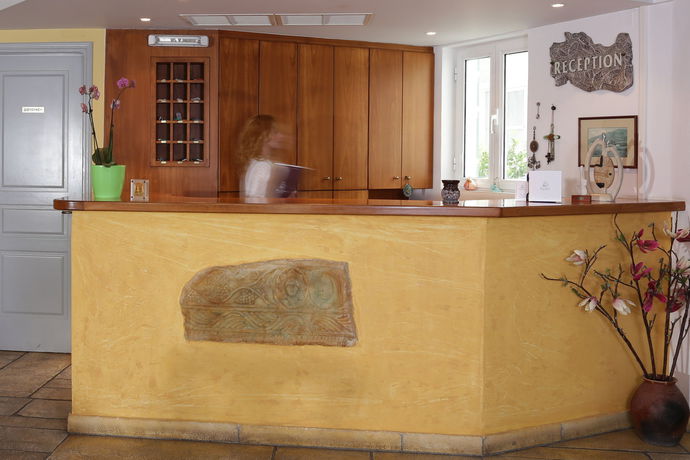 Imagen de los interiores del Hotel Brazzera. Foto 16