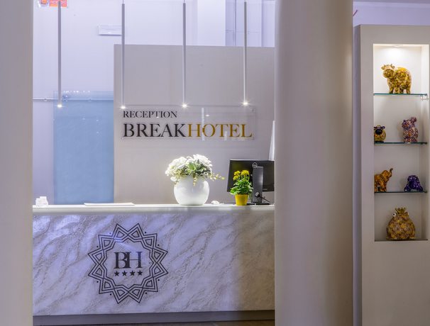 Imagen de los interiores del Hotel Break. Foto 11