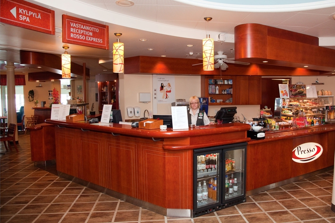 Imagen del bar/restaurante del Hotel Break Sokos Bomba. Foto 6