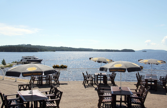 Imagen del bar/restaurante del Hotel Break Sokos Bomba. Foto 7