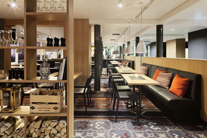 Imagen del bar/restaurante del Hotel Break Sokos Koli. Foto 3