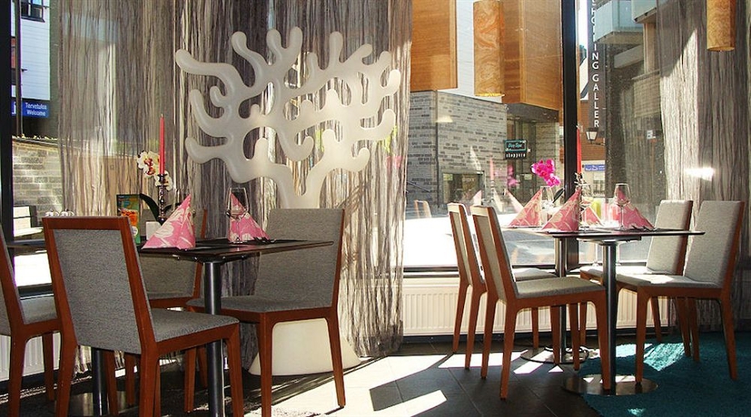 Imagen del bar/restaurante del Hotel Break Sokos Levi. Foto 5