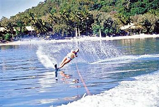 Imagen de los exteriores del Hotel BreakFree Long Island Resort. Foto 3