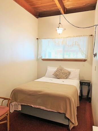 Imagen de la habitación del Hotel Breakers Boutique Inn. Foto 16