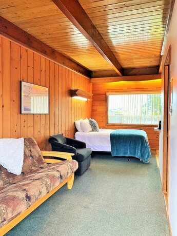 Imagen de la habitación del Hotel Breakers Boutique Inn. Foto 17