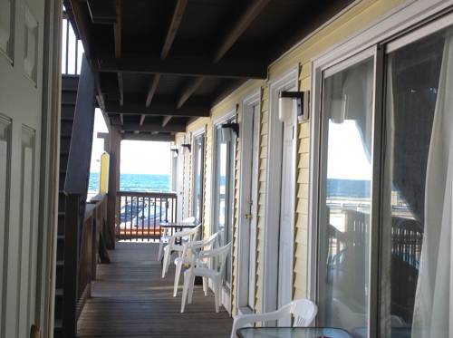 Imagen de la habitación del Hotel Breakers By The Sea. Foto 3