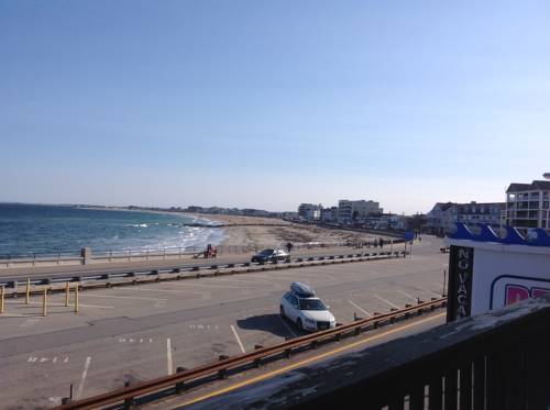 Imagen de la habitación del Hotel Breakers By The Sea. Foto 7