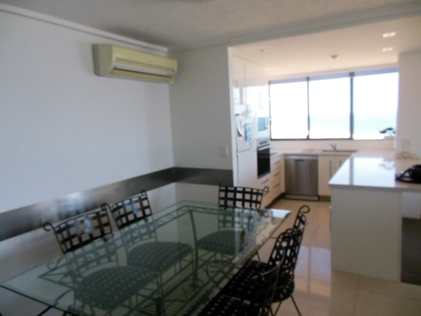 Imagen de la habitación del Hotel Breakers North Absolute Beachfront Apartments. Foto 8