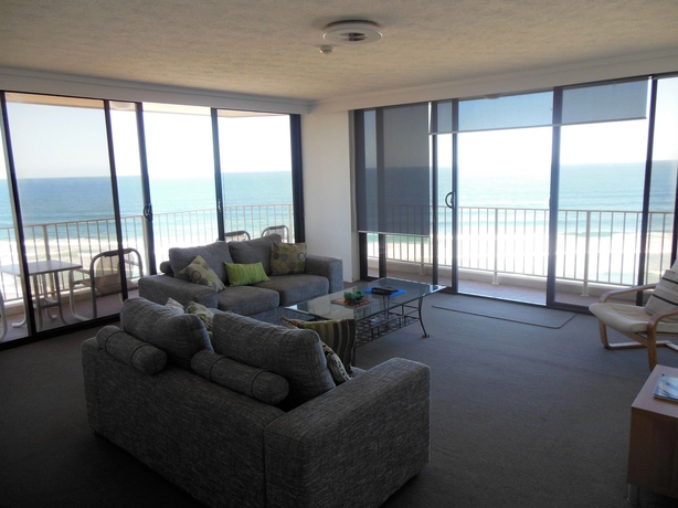 Imagen general del Hotel Breakers North Absolute Beachfront Apartments. Foto 2