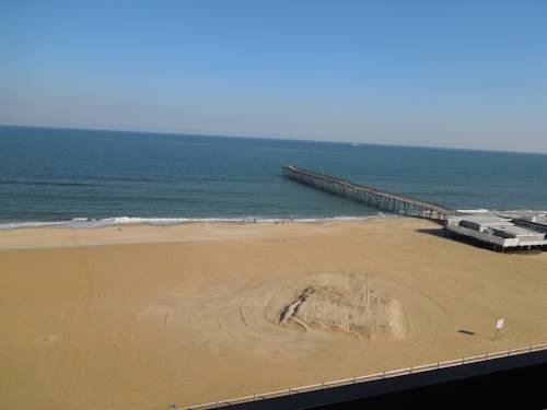 Imagen de la habitación del Hotel Breakers Resort Inn. Foto 14