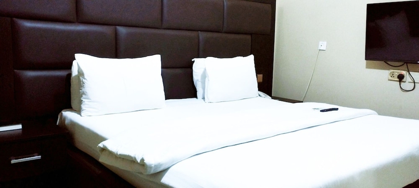 Imagen de la habitación del Hotel Breakfort and Suites. Foto 9