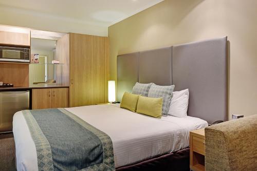 Imagen de la habitación del Hotel Breakfree Aanuka Beach Resort. Foto 2