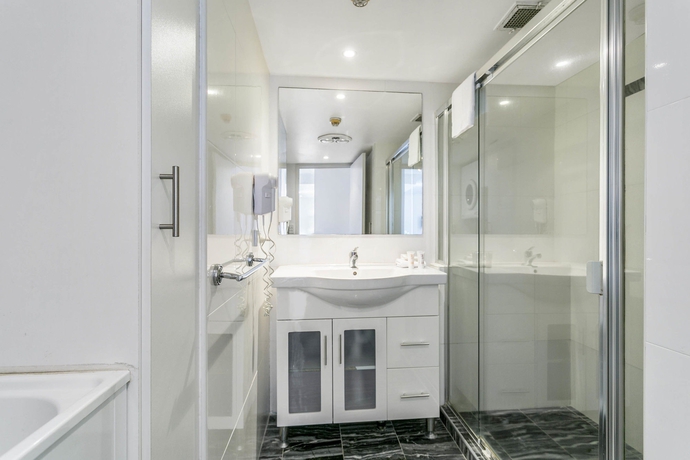 Imagen de la habitación del Hotel Breakfree Cosmopolitan. Foto 5