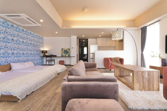 Imagen de la habitación del Hotel Breaky. Foto 15