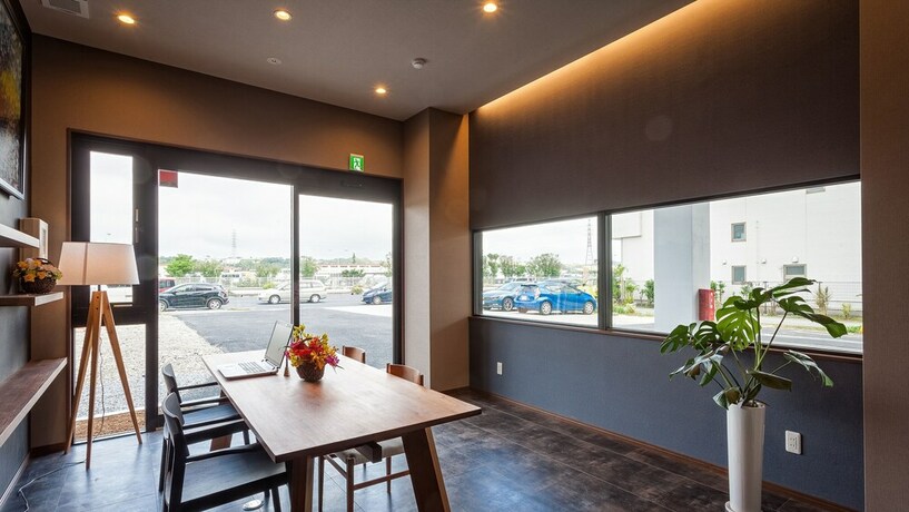 Imagen de los interiores del Hotel Breaky. Foto 31