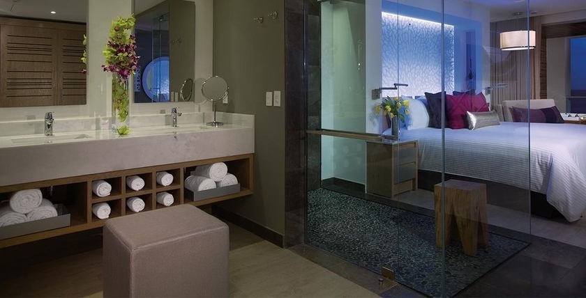 Imagen de la habitación del Hotel Breathless Riviera Cancun Resort and Spa - Adults Only - All Inclusive. Foto 3