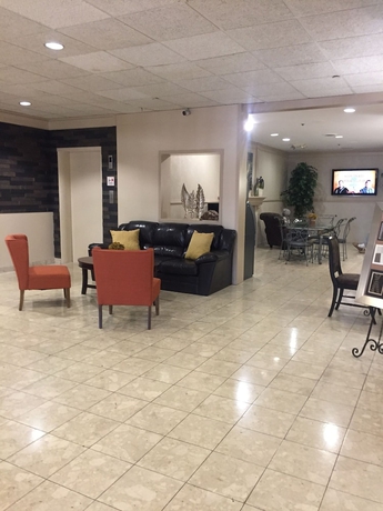 Imagen de los interiores del Hotel Breckinridge Inn. Foto 15