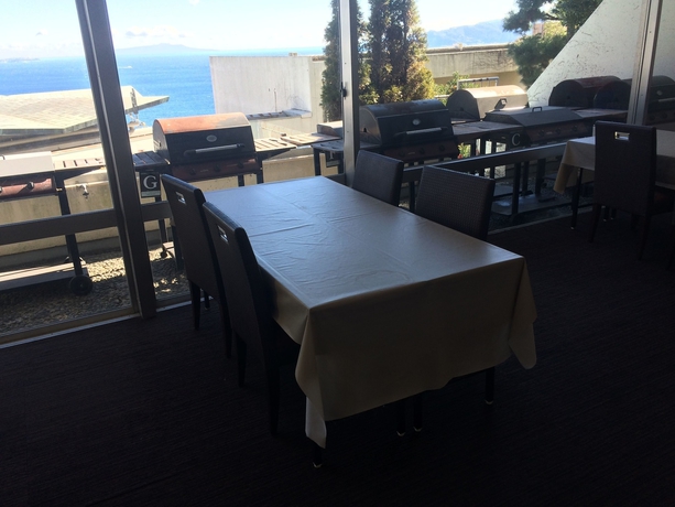 Imagen de los interiores del Hotel Breezbay Seaside Resort Atami. Foto 11