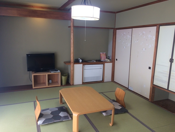 Imagen de los interiores del Hotel Breezbay Seaside Resort Atami. Foto 13