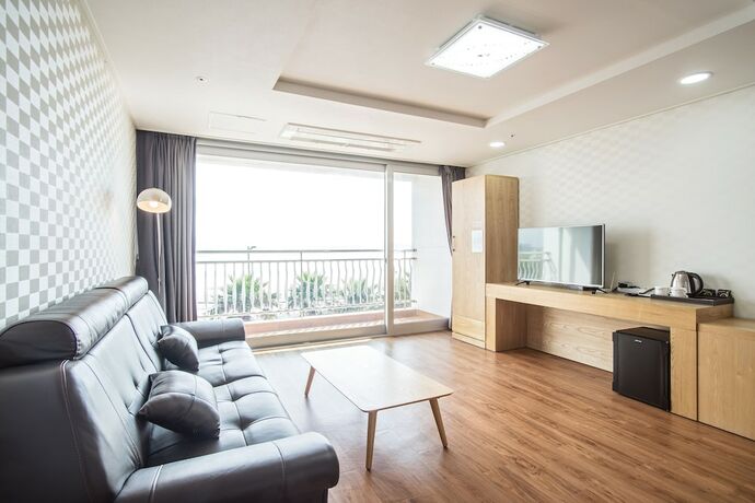 Imagen de la habitación del Hotel Breeze Bay. Foto 13