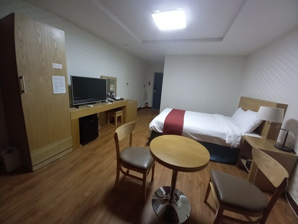 Imagen de la habitación del Hotel Breeze Bay. Foto 22
