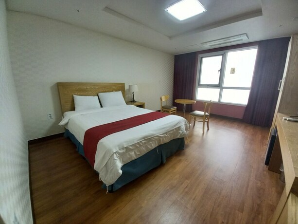 Imagen de la habitación del Hotel Breeze Bay. Foto 27