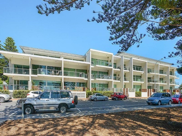 Imagen general del Hotel Breeze Beachfront Apartments. Foto 1