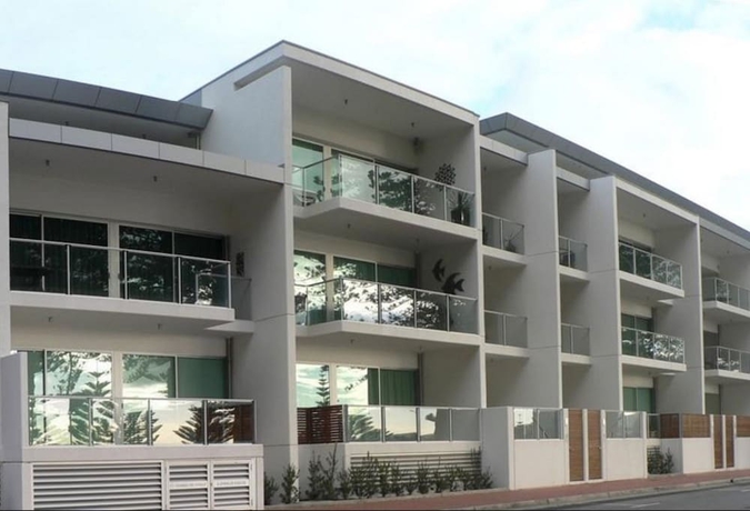 Imagen de los interiores del Hotel Breeze Beachfront Apartments. Foto 19